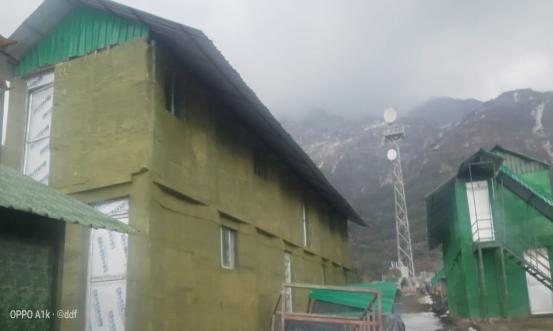 Printed wall construction adapted for high-altitude project conditions.